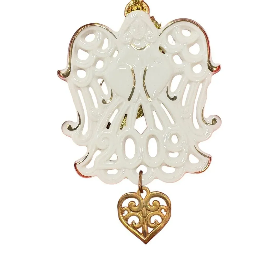Lenox White Angel‎ Ornament 2009